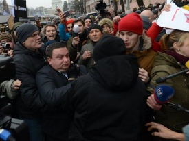 В Киеве с кулаками набросились на начальника областного главка Нацполиции